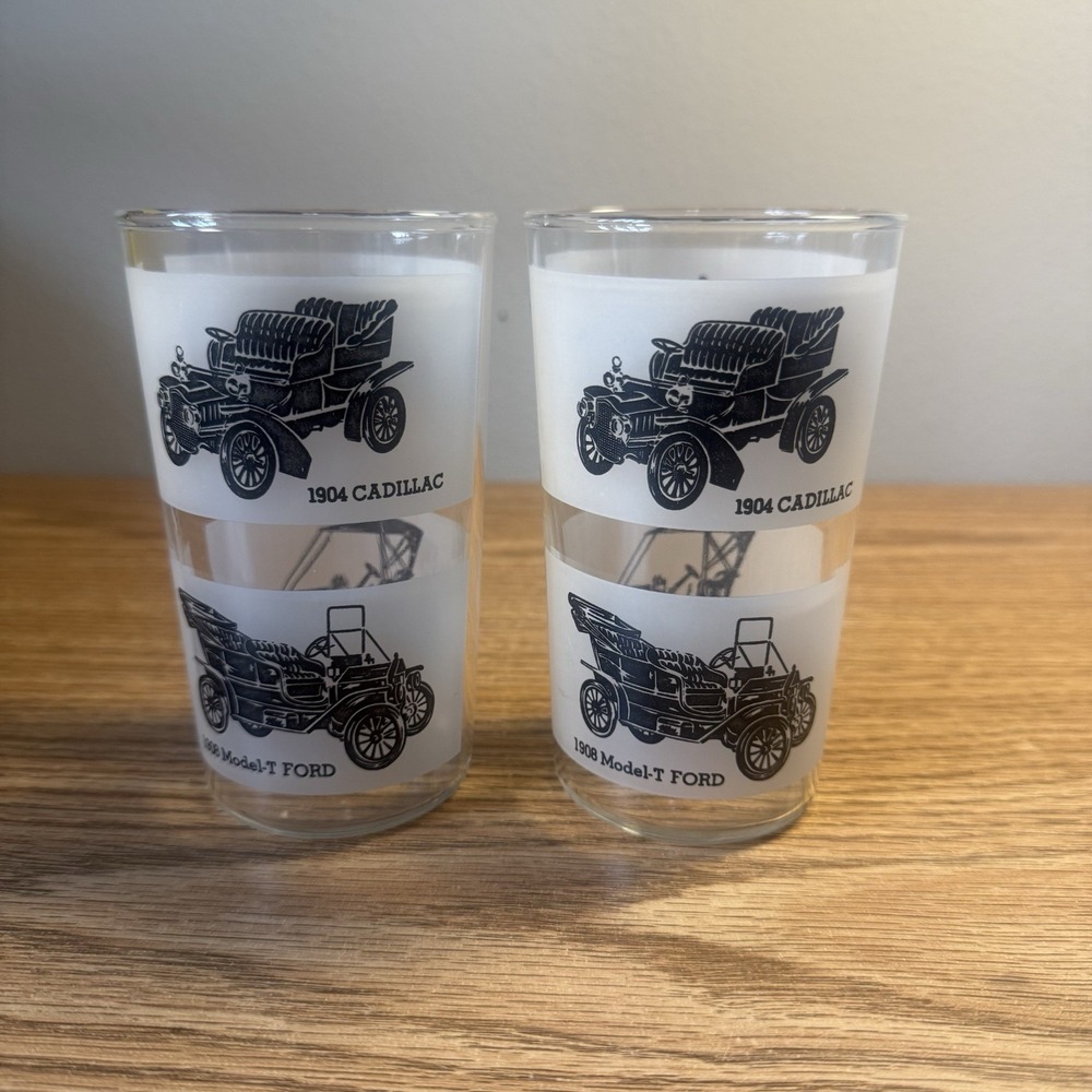 Set Of 2 Vintage Classic‎ Car 5" Tumbler, 4 Automobiles Displayed